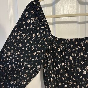 CJLA BLACK FLORAL MIDI DRESS IN SIZE MEDIUM